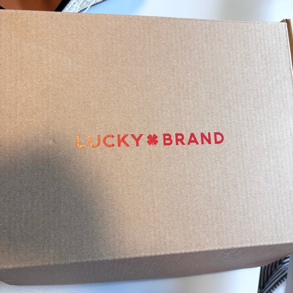NEW Lucky Brand Maeylee Ladies Wedge in Black Size 8 New In Box - Picture 9 of 10